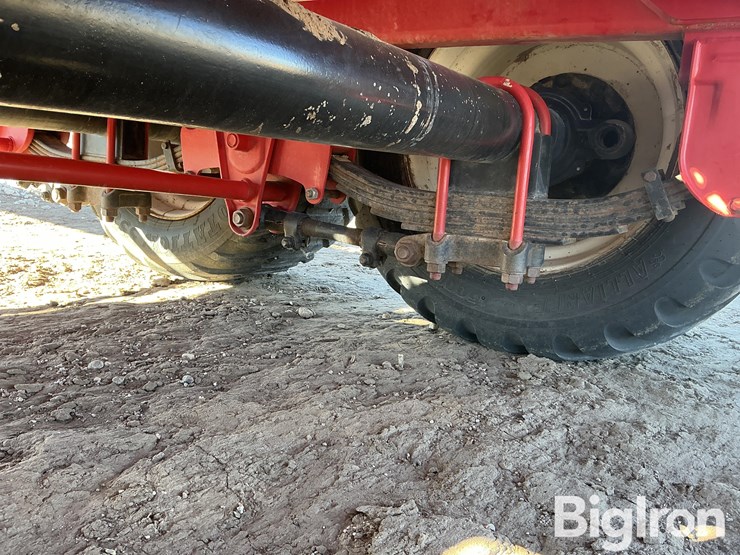 morris-pro-ag-k16-pull-type-large-square-bale-stacker-image-10