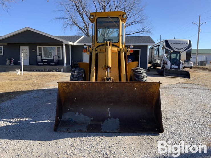 1980-deere-444-image-2