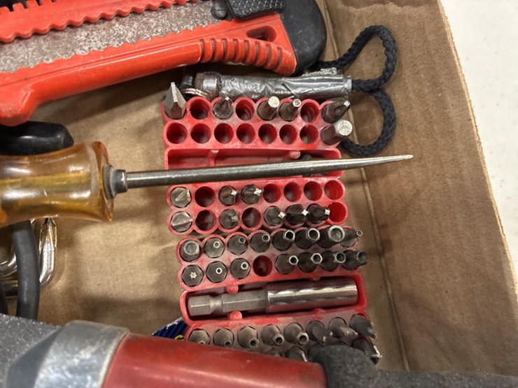 #115304-•-box-of-misc-tools-image-5