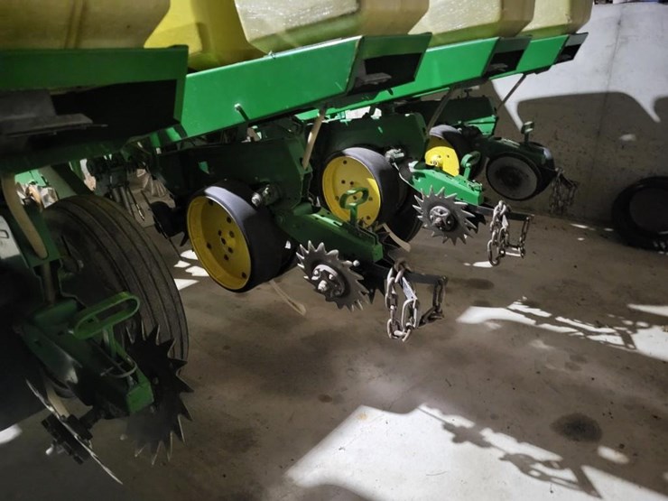 john-deere-7000-image-23