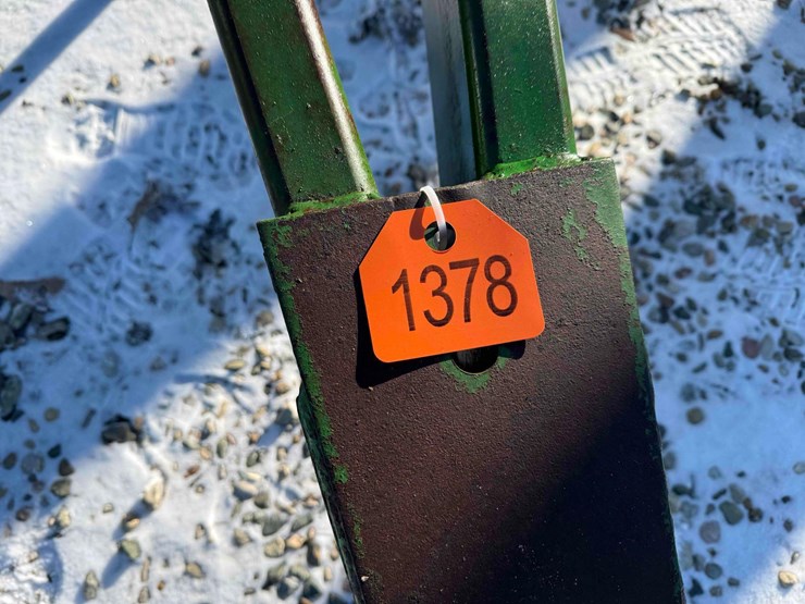 john-deere-630-image-4