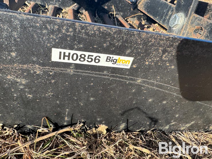 tractor-front-rock-box-image-12