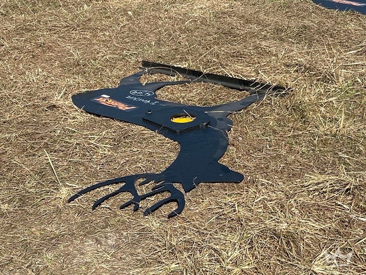 2025-pabreak-buck-silhouette-shooting-target-image-4