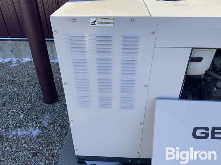 generac-qt04542-45kw-generator-image-10