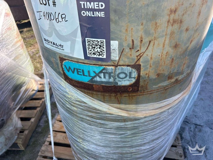 misc-vertical-steel-well-tank-image-5