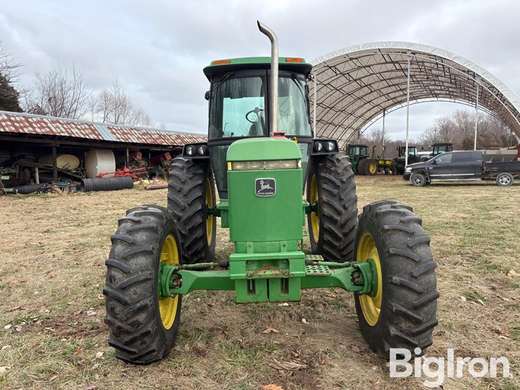 1986-john-deere-3150-image-2