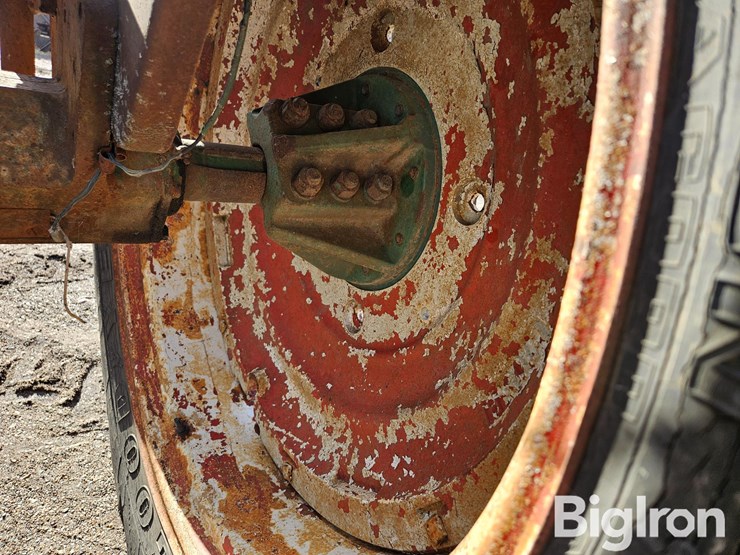 1955-oliver-super-88-image-14