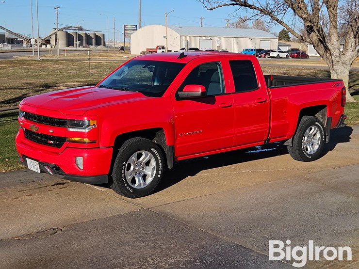 2019-chevrolet-silverado-1500-image-1