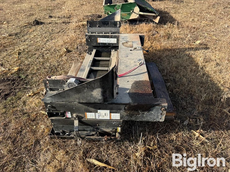 tommy-gate-tailgate-lift-image-8