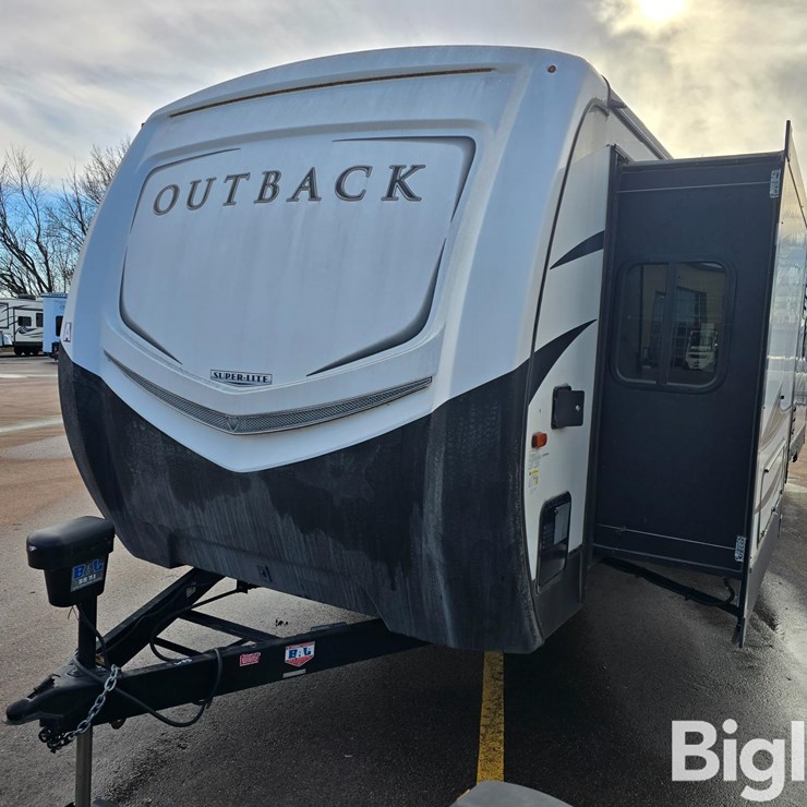 2018 Keystone Outback 330RL Travel Trailer