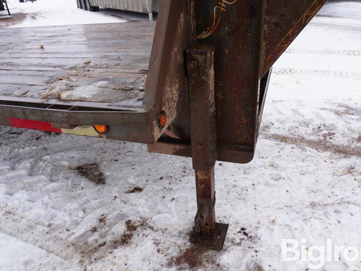 1998-mayfair-25-25'-t/a-gooseneck-deckover-trailer-w/ramps-image-10