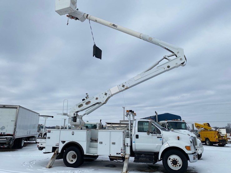 2015-ford-f750-image-5