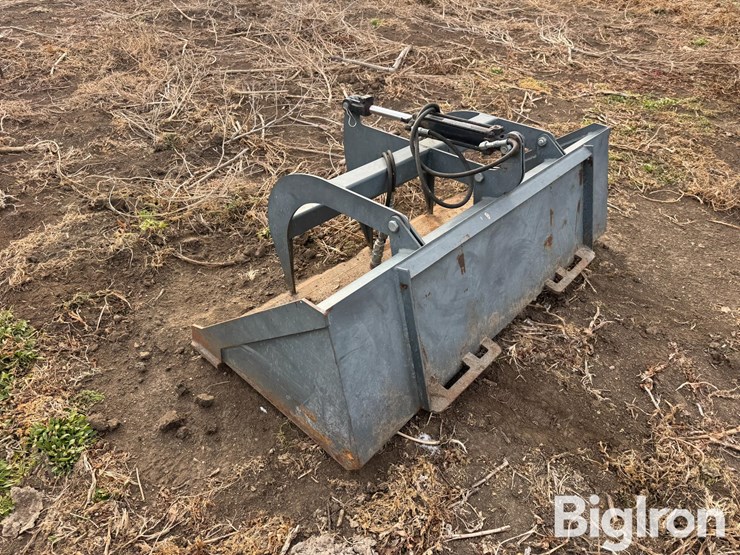 skid-steer-grapple-bucket-image-7