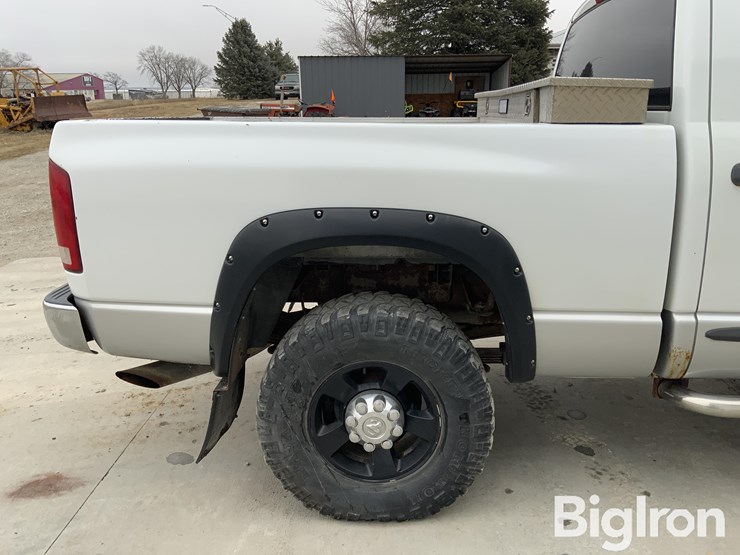 2004-dodge-ram-3500-image-20