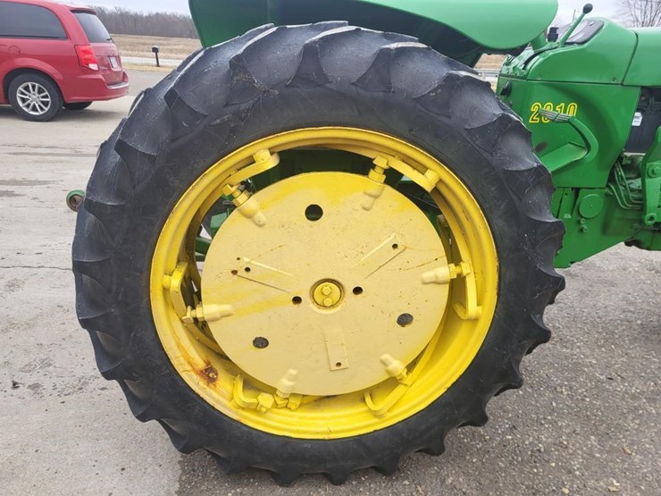 2010-john-deere-2010-image-35