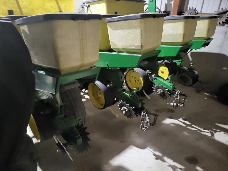 john-deere-7000-image-22