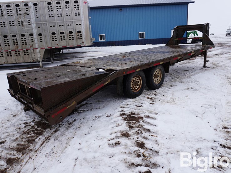 1998-mayfair-25-25'-t/a-gooseneck-deckover-trailer-w/ramps-image-5