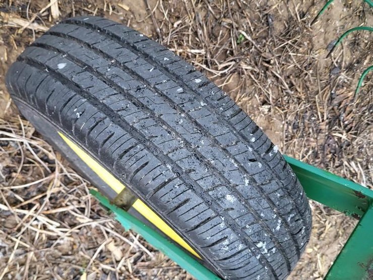 john-deere-704-image-23