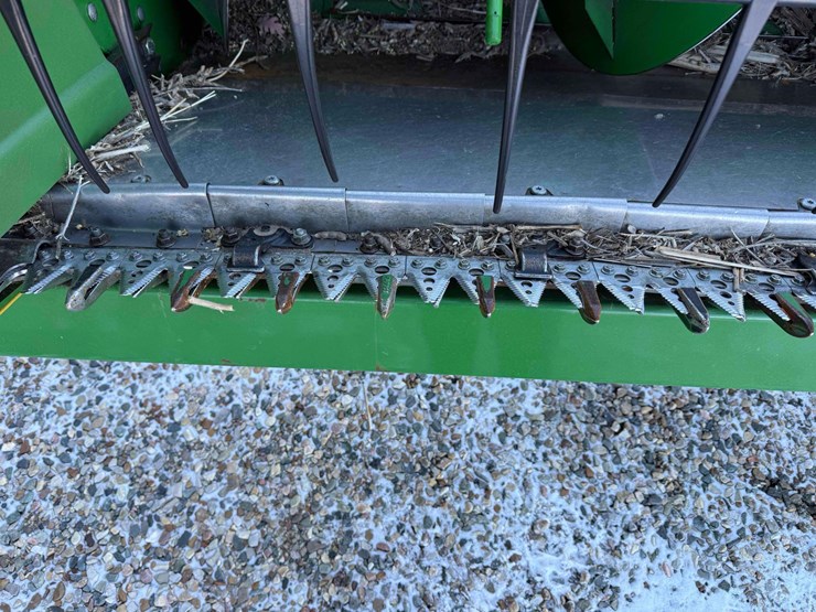 john-deere-630f-image-14