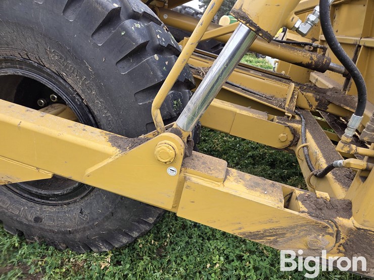 2022-holcomb-1400n-image-20