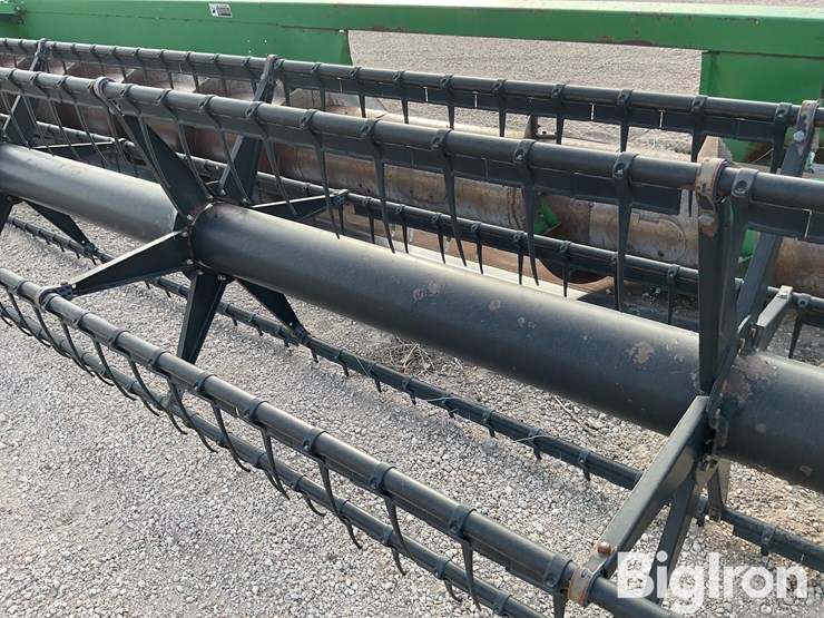 2004-john-deere-630-image-11