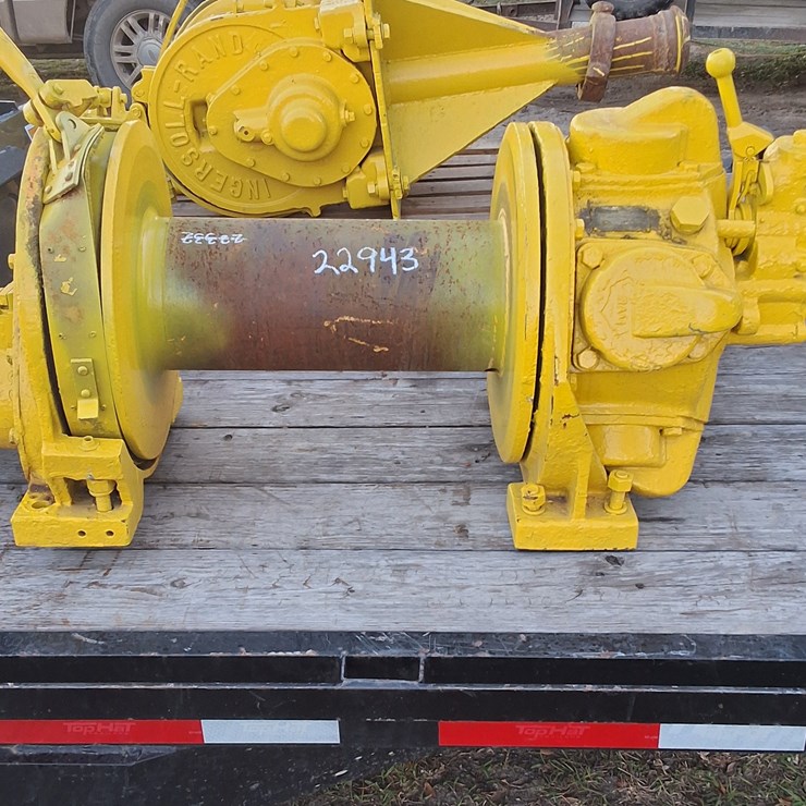 #326 • INGERSOLL-RAND PNUEMATIC WINCH