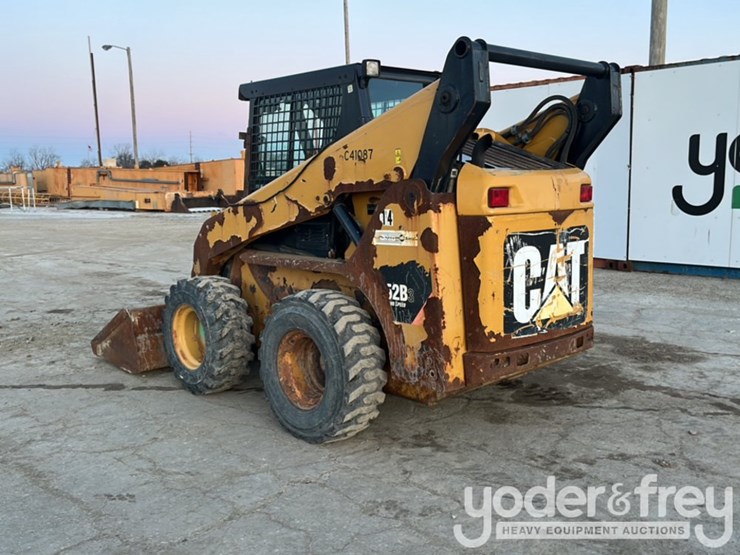 2012-caterpillar-252b3-image-4