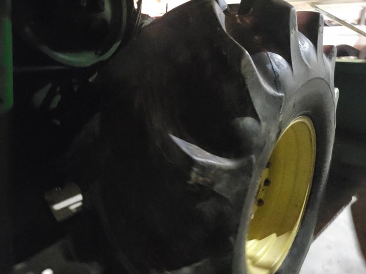 john-deere-4400-image-32