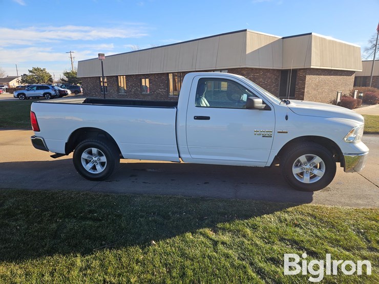 2019-dodge-1500-image-4