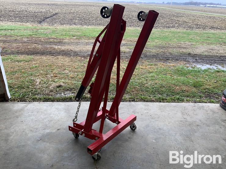 grand-rapids-industrial-product-2-ton-portable-folding-cherry-picker-image-7