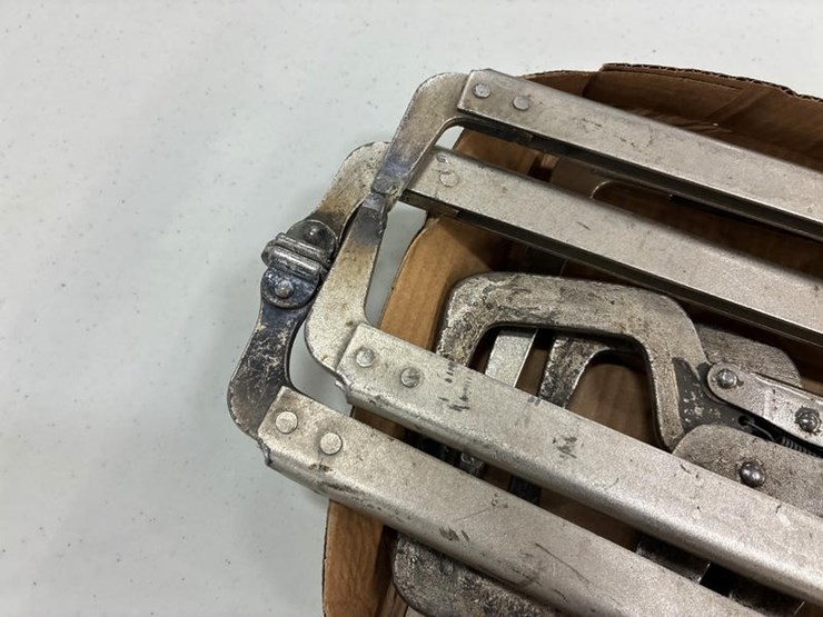 #115308-•-box-of-vice-grips-image-2