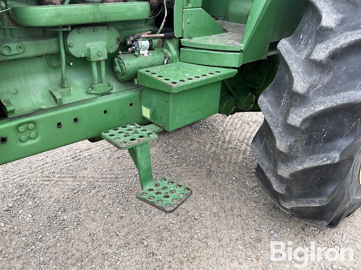 john-deere-4430-image-10