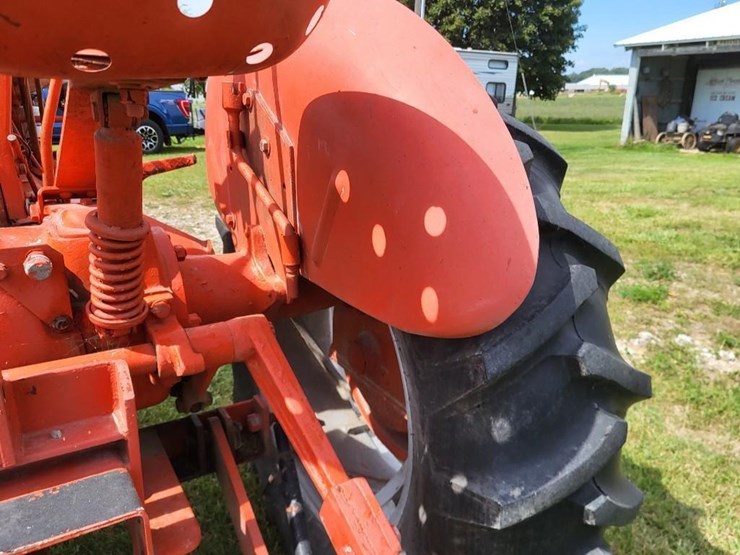allis-chalmers-wd-tractor-image-43