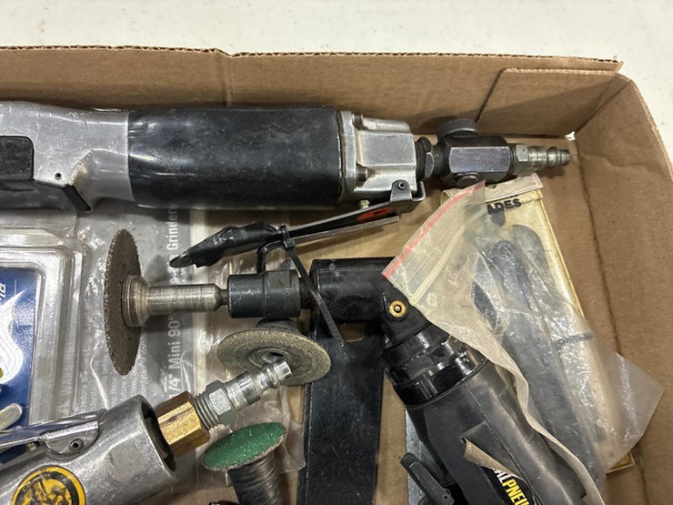 #115329-•-box-of-grinders-image-5