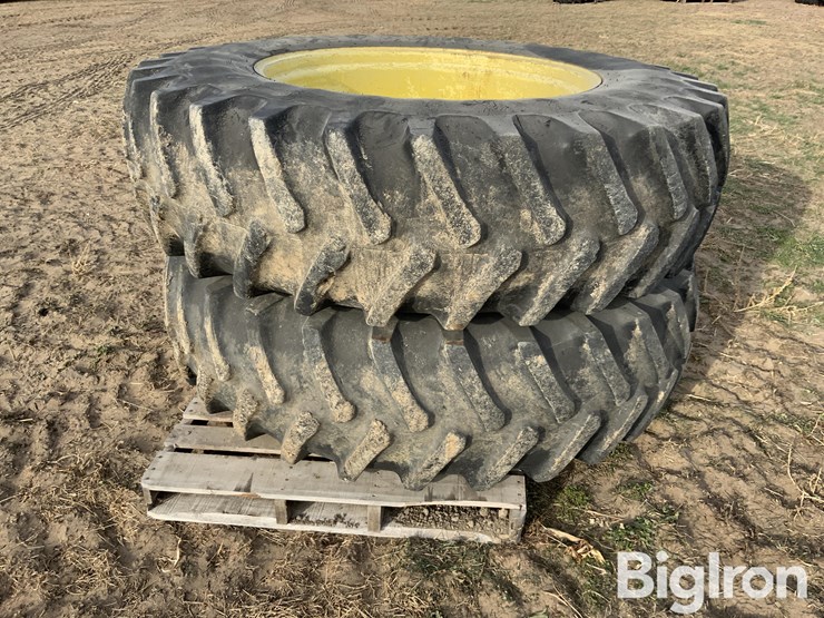 john-deere-10-image-2