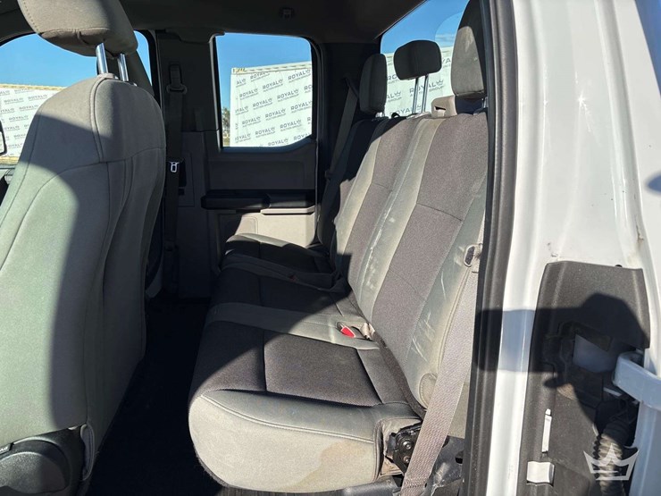 2015-ford-f150-image-26