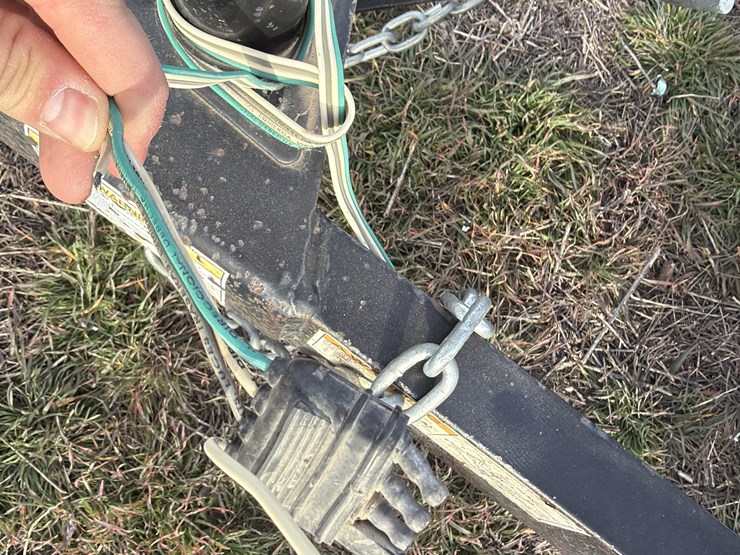 2019-top-hat-16’-t/a-fuel-trailer-image-11