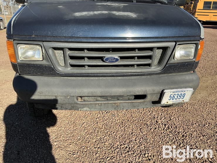 2003-ford-e350-image-11