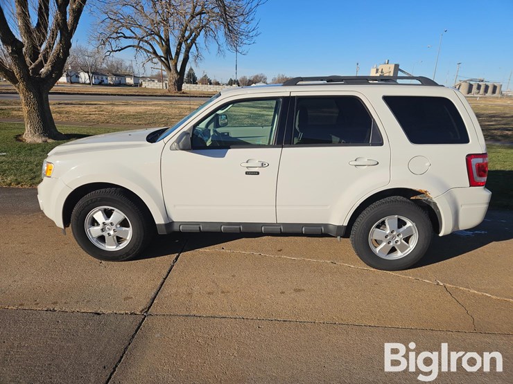 2012-ford-escape-xlt-image-8