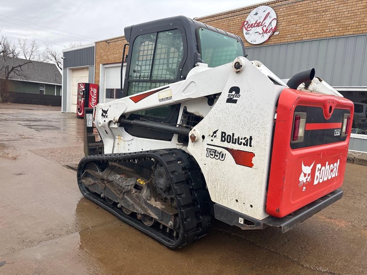 bobcat-t550-image-2