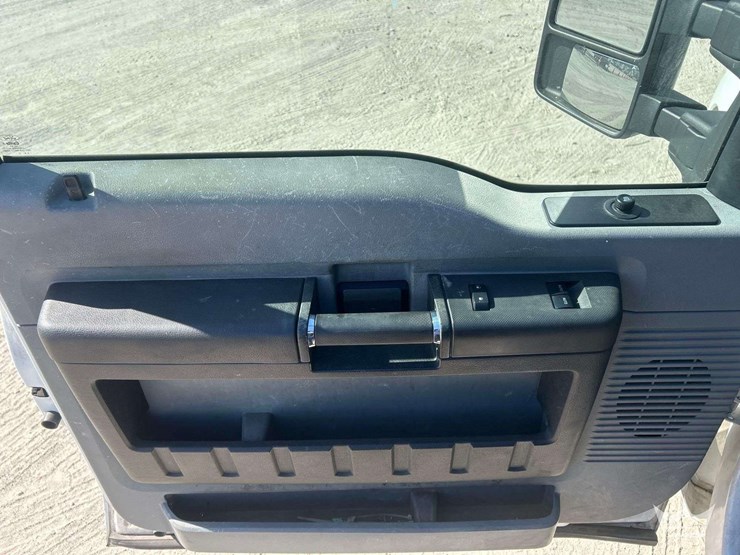 2016-ford-f250-image-10