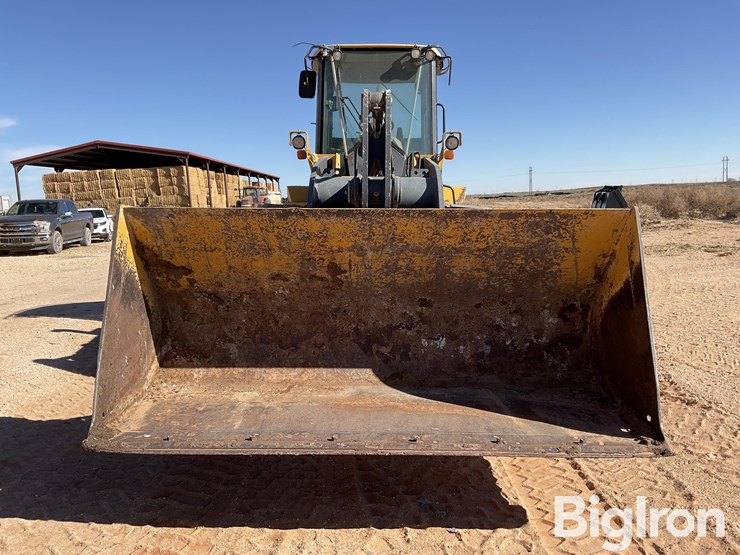 2013-deere-544k-image-2