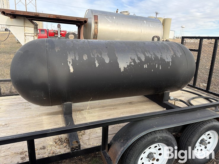 2019-top-hat-16’-t/a-fuel-trailer-image-16