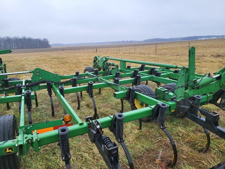 john-deere-2200-image-30