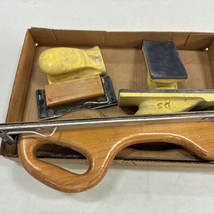 #115331 • BLOCK SANDERS