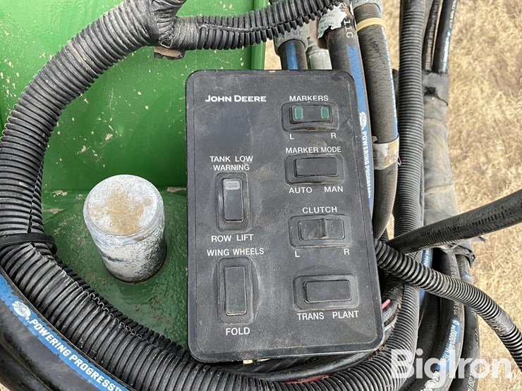 2018-john-deere-1795-image-10