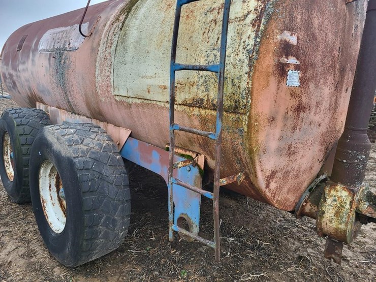 better-built-3150-tank-wagon-image-15