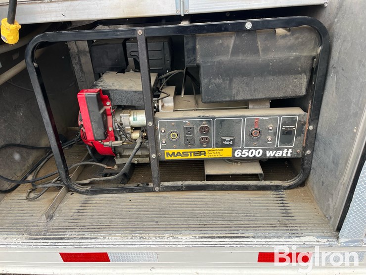 2000-international-4900-image-14