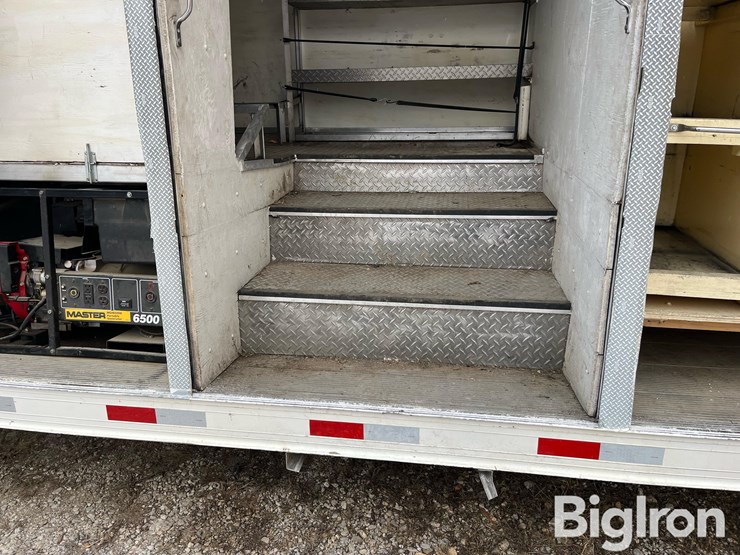 2000-international-4900-image-19