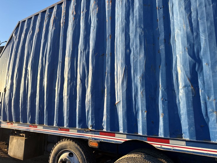 2006-peterbilt-357-image-57